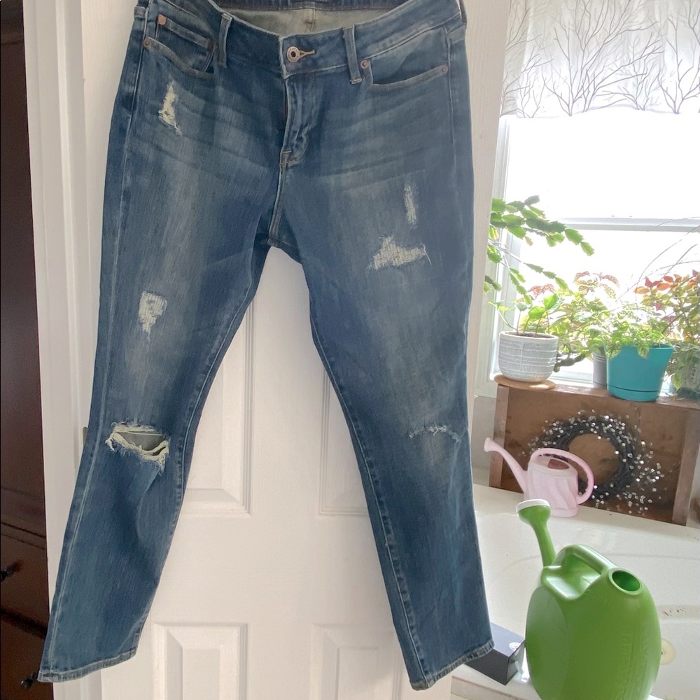 Lolita Skinny destructed Lucky brand jeans
